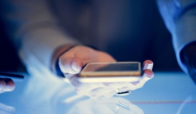Dijital Çağda Aşkın Yeni Yardımcıları