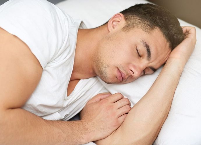 Düzenli gece uykusu, kilo verme sürecini destekleyebilir